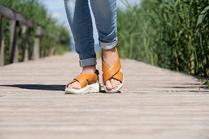 Mit Joya Schuhen durch den Sommer