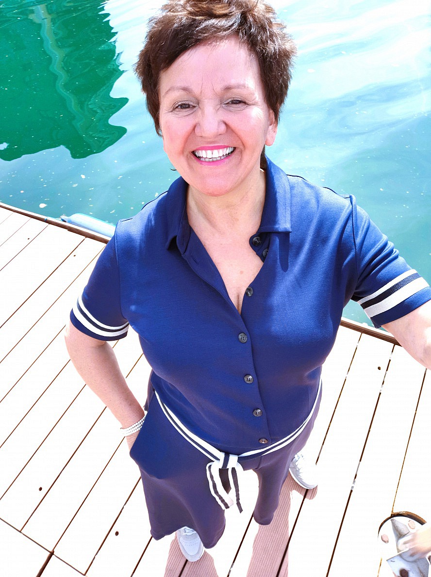 Im Weissen Rössl: Annette Maria freut sich am Seebad