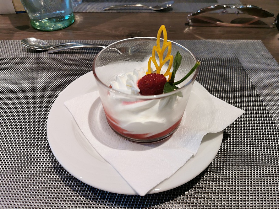 nicko cruises: auch die Desserts waren echte Hingucker