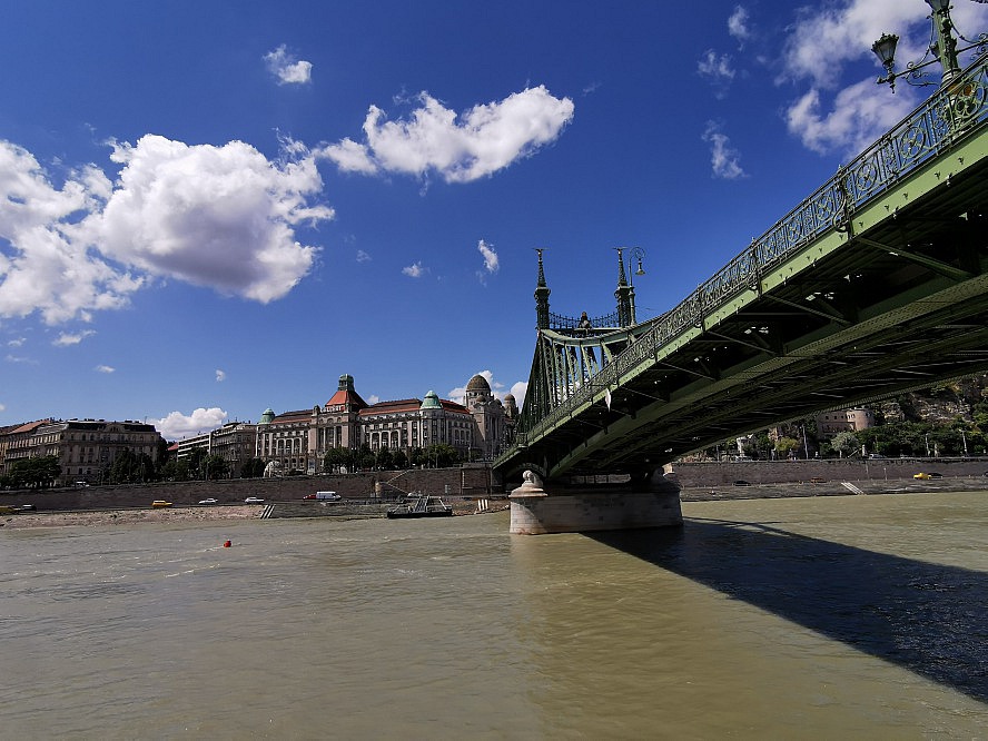 nicko cruises: das Hotel Gellért ist ein bekanntes Hotel in Budapest