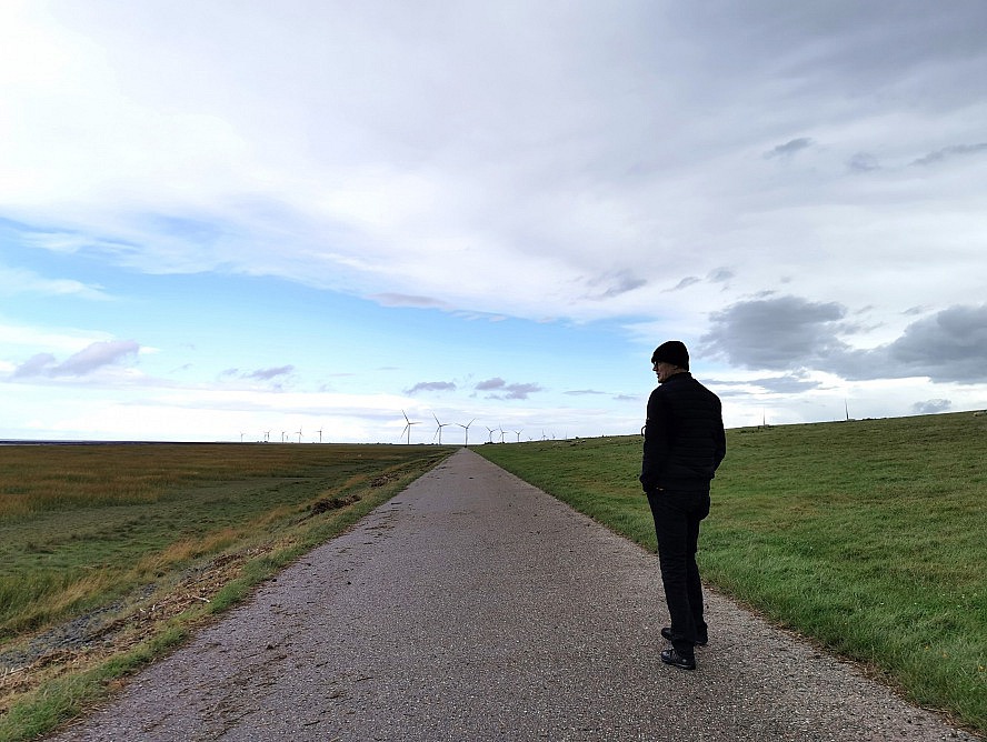 Landhafen Niebüll: die Region Nordfriesland bietet eine Fülle von Freizeitmöglichkeiten für Naturliebhaber und Abenteuerlustige gleichermaßen.