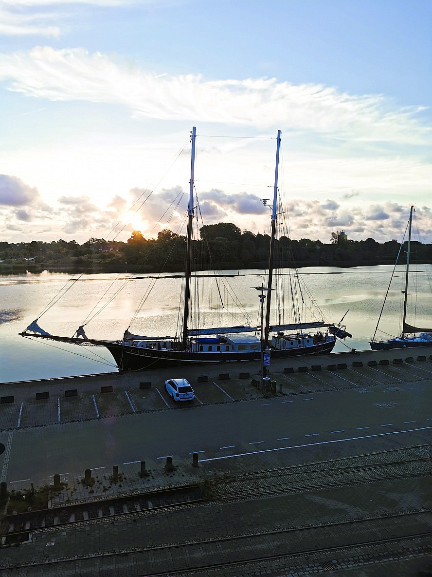 Hotel Südspeicher: unser Zimmer bietet einen atemberaubenden Blick auf die Schlei