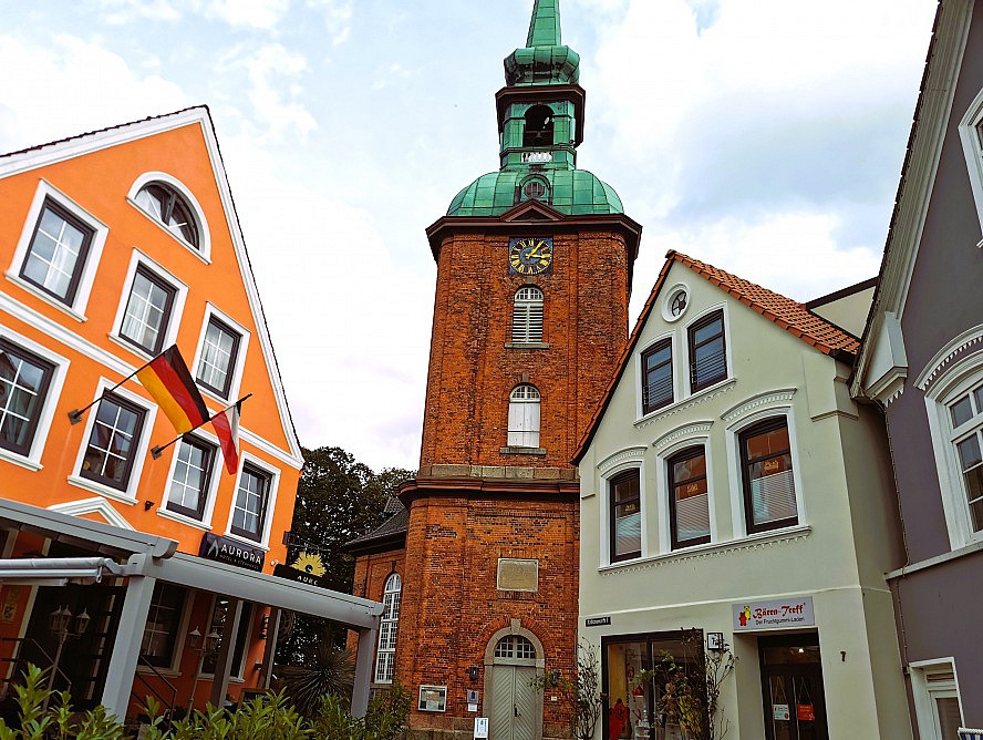 Südspeicher Kappeln: Blick auf die maritime Kirche im Ortskern